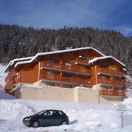 Daire Cosy A Avec Balcon, 3 Chambres, Wifi, Garage *