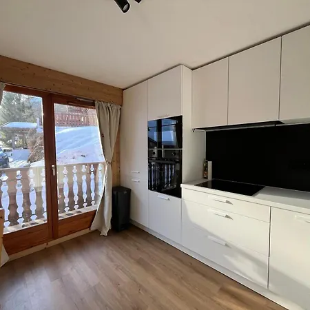 Daire Cosy A Avec Balcon, 3 Chambres, Wifi, Garage