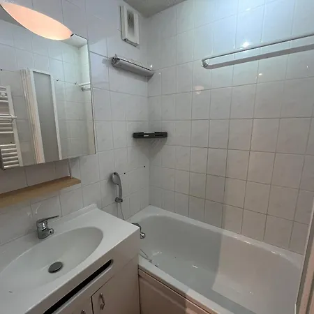 Cosy A Avec Balcon, 3 Chambres, Wifi, Garage * Châtel