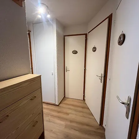 Cosy à Avec Balcon, 3 Chambres, Wifi, Garage - Fr-1-198-270 *